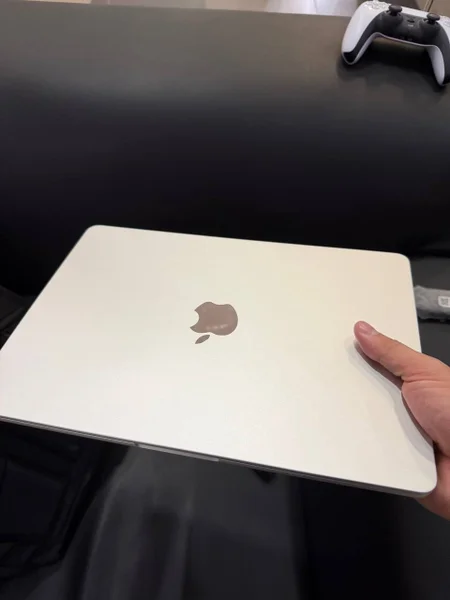 MacBook Air 13.3 M4 16GB/256GB — notebook