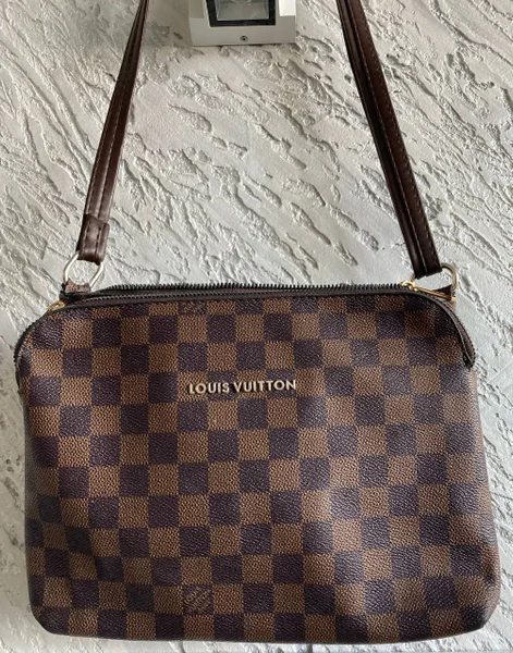 Чёрный кошелёк Chanel — purse, mailbag