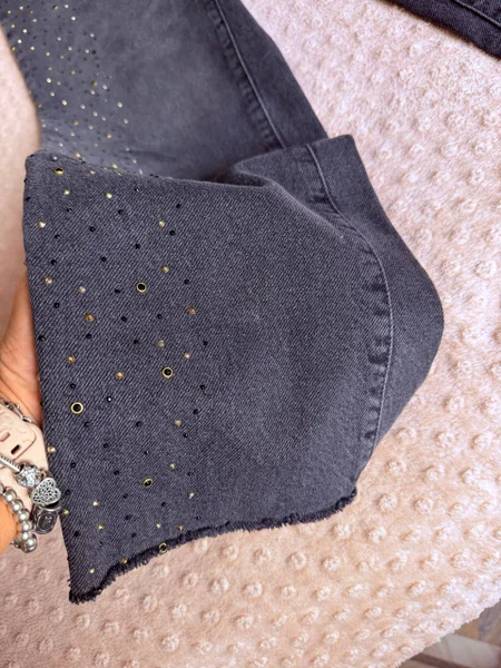Джинсы Guess с камнями — holster