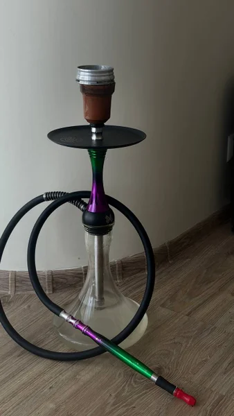 Кальян с углями и заправкой — table lamp