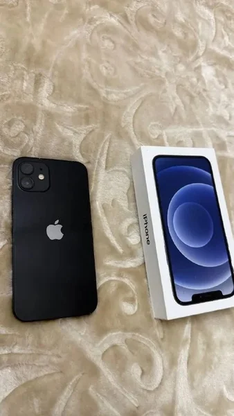 iPhone 12 64GB