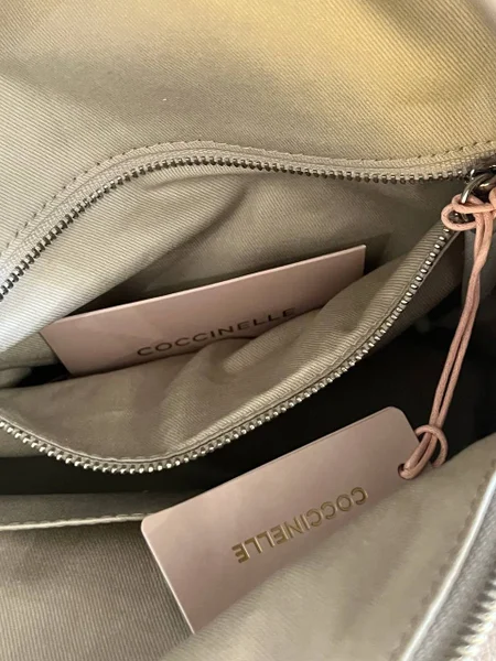 Рюкзак Coccinelle L — purse, pencil box