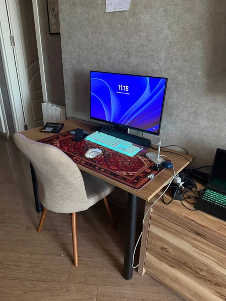 Стол 120 × 60 см — desk