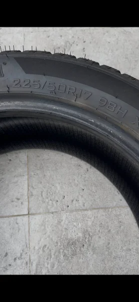 Зимняя резина 225/50R17 (с порезом) — barbell