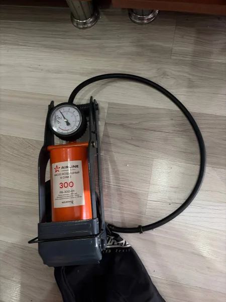 Насос ножной с манометром Airline 300 — gas pump, vacuum