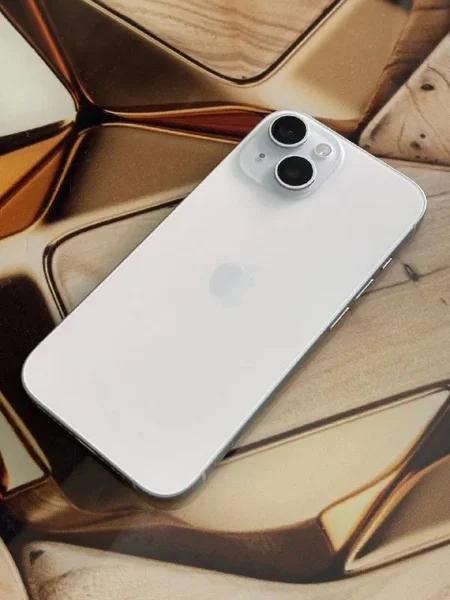 iPhone 15 голубой 256GB — iPod