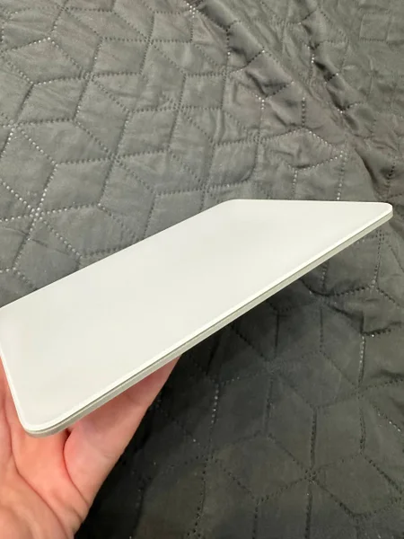 Apple Magic Trackpad 2 — envelope
