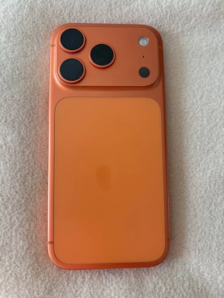 iPhone 17 Pro sim+esim — switch, cellular telephone, lighter