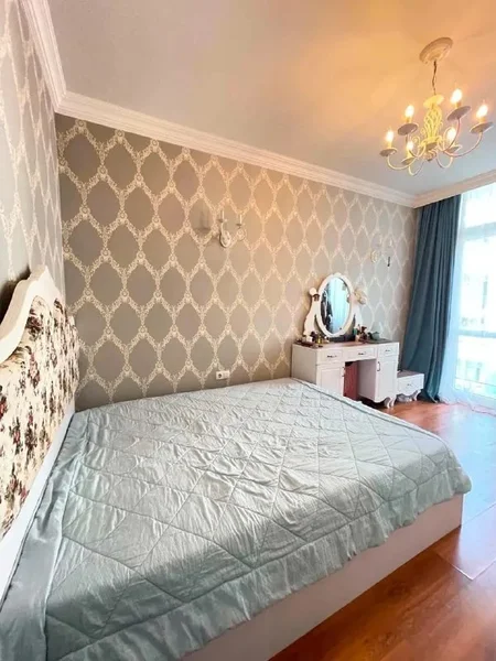 Квартира 2+1, 55 м² — studio couch, quilt