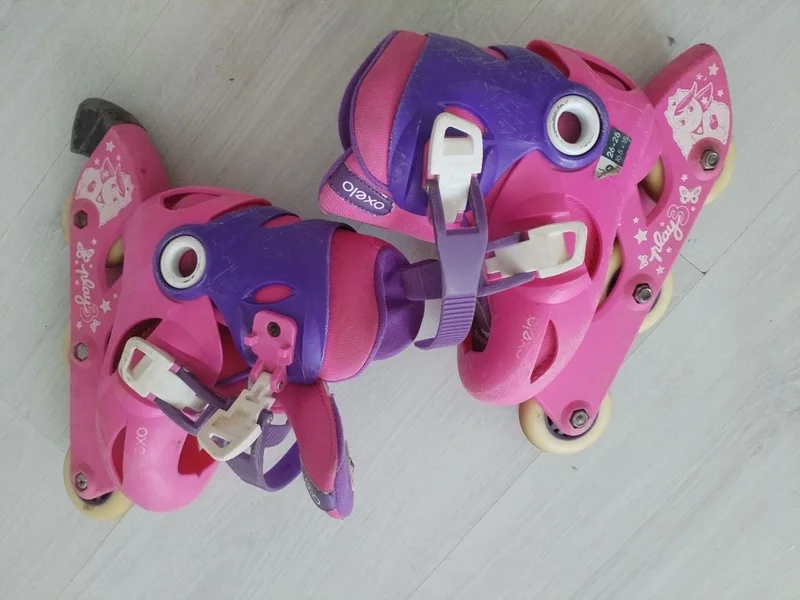 Роликовые коньки р 26-28 — piggy bank, pencil sharpener, rubber eraser
