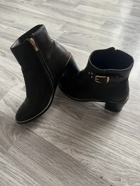 Ботинки демисезонные 40 размера — Loafer, clog, buckle