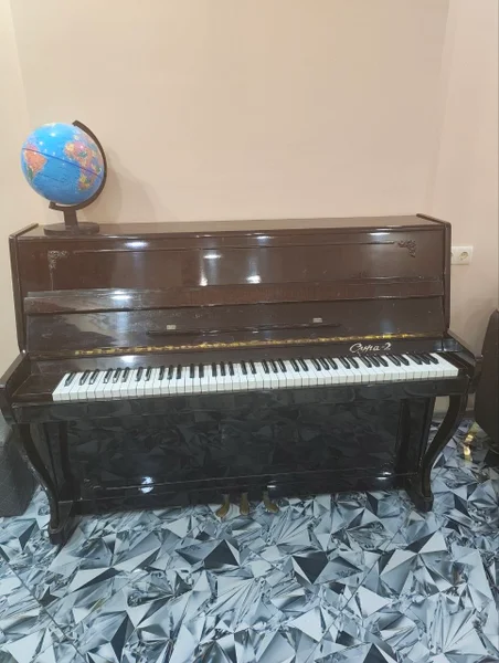 Пианино Сура — upright