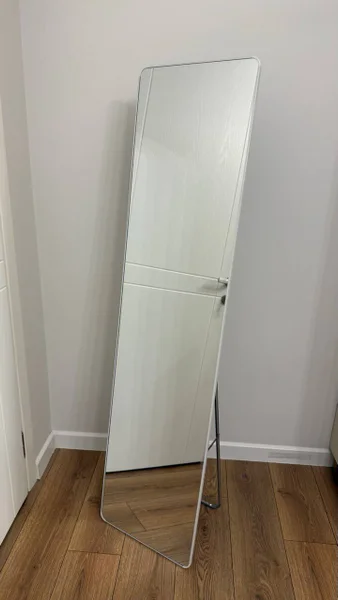 Зеркало — shower curtain, refrigerator