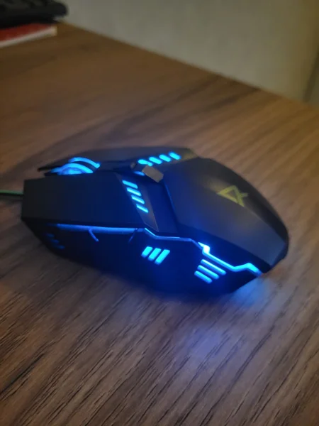 Проводная компьютерная мышь — mouse