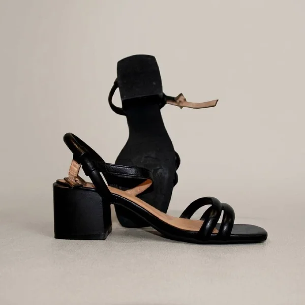 Сумка летняя кожаная Carpisa — sandal