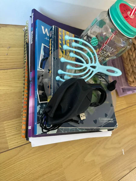 Учебники по английскому — hard disc, carpenter's kit, ski
