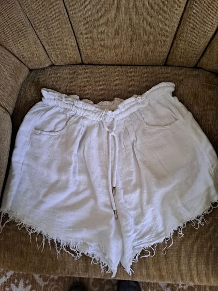 Одежда размеры 44-46 и купальные плавки — diaper, swimming trunks