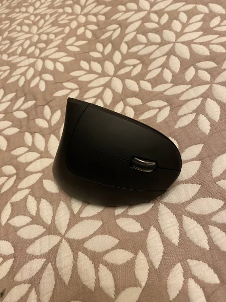 Беспроводная вертикальная мышь — mouse