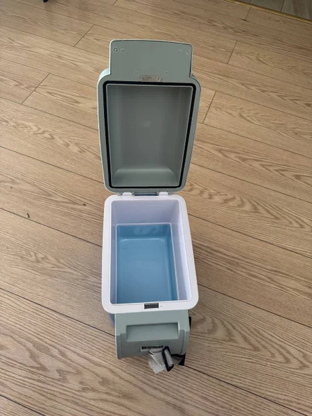 Автохолодильник 7.5 л — loudspeaker, scale, modem