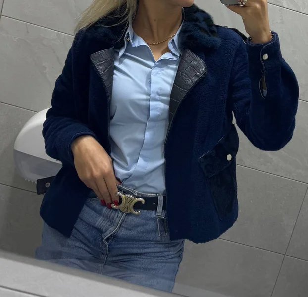 Демисезонная куртка с кожаными вставками и норковым воротником — Windsor tie, suit, bulletproof vest