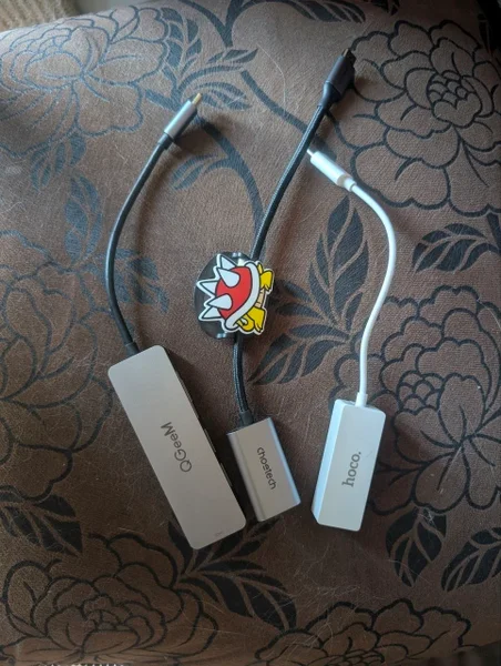 Набор: iPod, зажигалка, пульт, чехол — iPod, padlock, electric fan