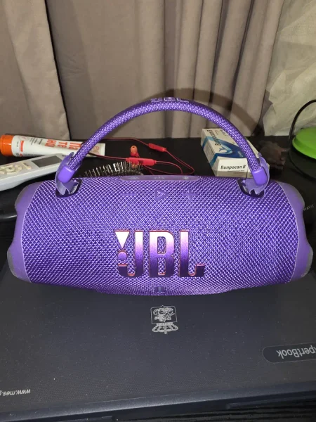 JBL Charge 6