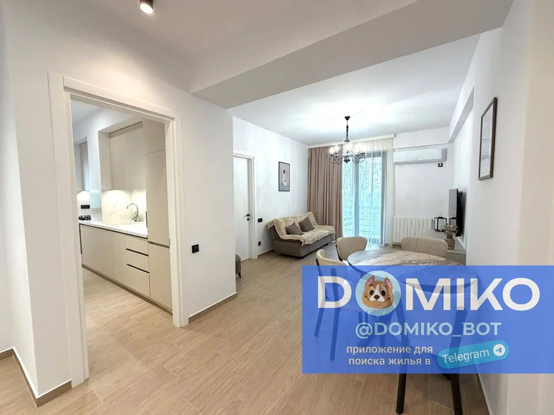 Квартира 1+1, 61 м² на ул. Горгиладзе, 82 — four-poster, wardrobe