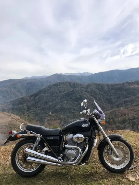 Мотоцикл 1996 Honda VRX Roadster — moped, mountain bike