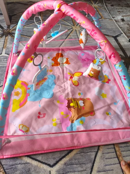 Коврик с дугами и игрушками — diaper, apron, sleeping bag