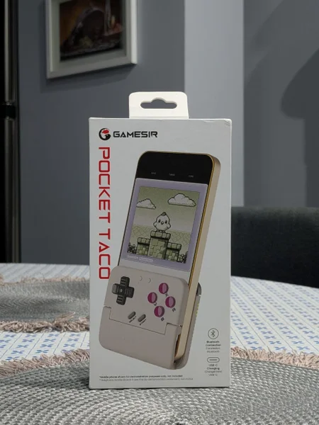 Геймпад GameSir Pocket Taco — iPod, cellular telephone, digital clock