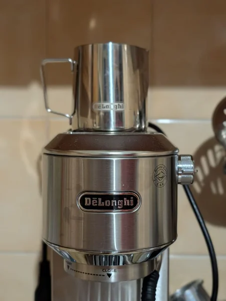 Кофемашина DeLonghi — coffeepot, espresso maker, Crock Pot