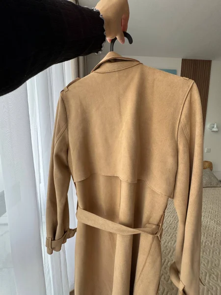 Плащ ZARA XS — sweatshirt, trench coat
