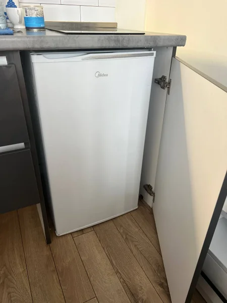 Холодильник Midea — refrigerator, dishwasher