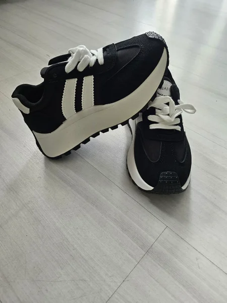 Женские кроссовки размер 35 — running shoe