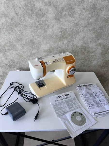 Швейная машина Toyota ECO34B — sewing machine