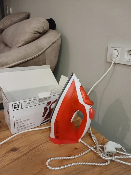 Утюг новый — iron
