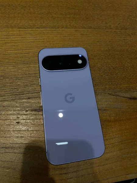Google Pixel 256GB — iPod, remote control