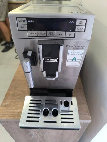 Картины (бумага/холст) — tape player, espresso maker