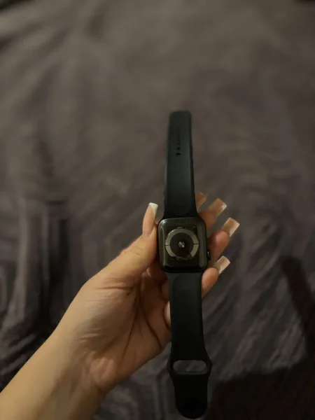 Apple Watch Series 5 — cellular telephone
