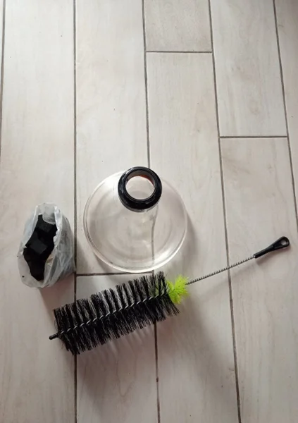 Колба для кальяна, щетка и угли — broom