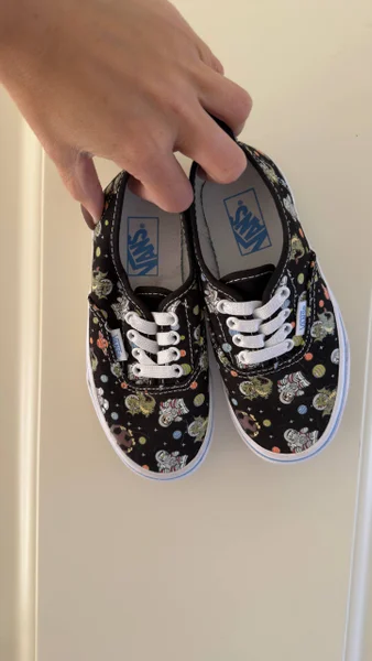 Новые кеды Vans 30 размер — sandal, running shoe