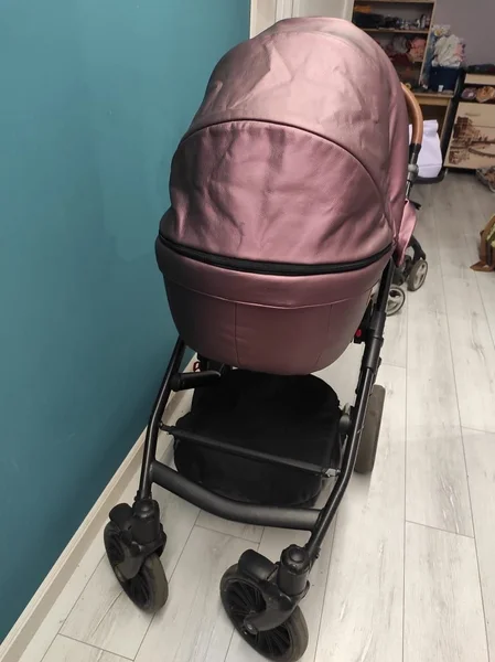 Коляска с люлькой и прогулочным блоком — backpack, barber chair, bassinet