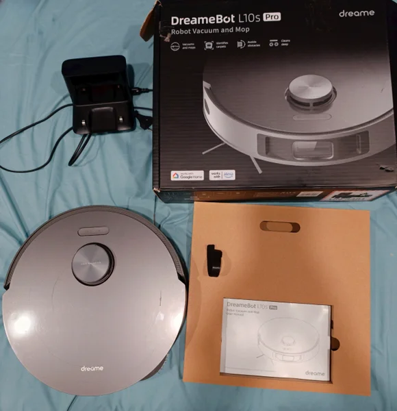 Робот-пылесос Dreame L10s Pro — CD player