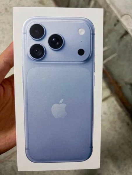 iPhone 18 Pro Max Glacier 512GB — remote control, loudspeaker