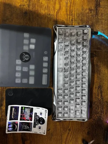 Магнитная клавиатура Gravastar v60 pro — remote control, space bar, computer keyboard
