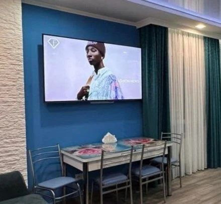 Телевизор Hyundai 65" — home theater, television
