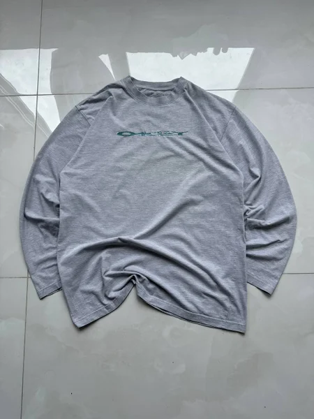Лонгслив Oakley — sweatshirt