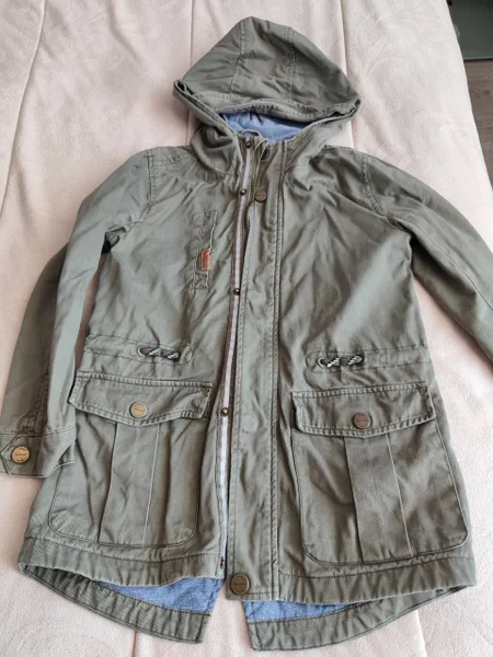Резиновые сапоги — trench coat