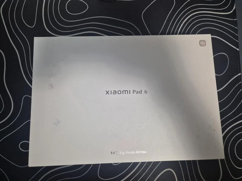 Xiaomi Pad 6 8/256GB — projector, modem, tray