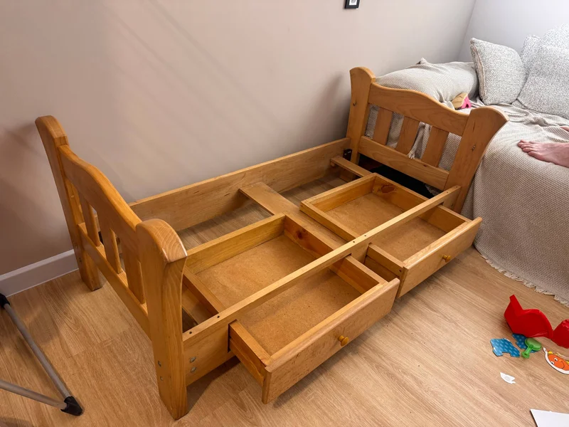 Кроватка детская с ящиками — crate, folding chair